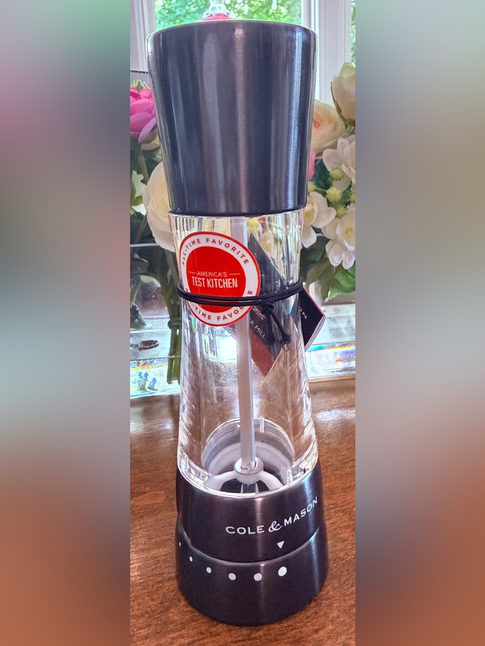 Cole & Mason Derwent Matte Black Pepper Mill 7.5”